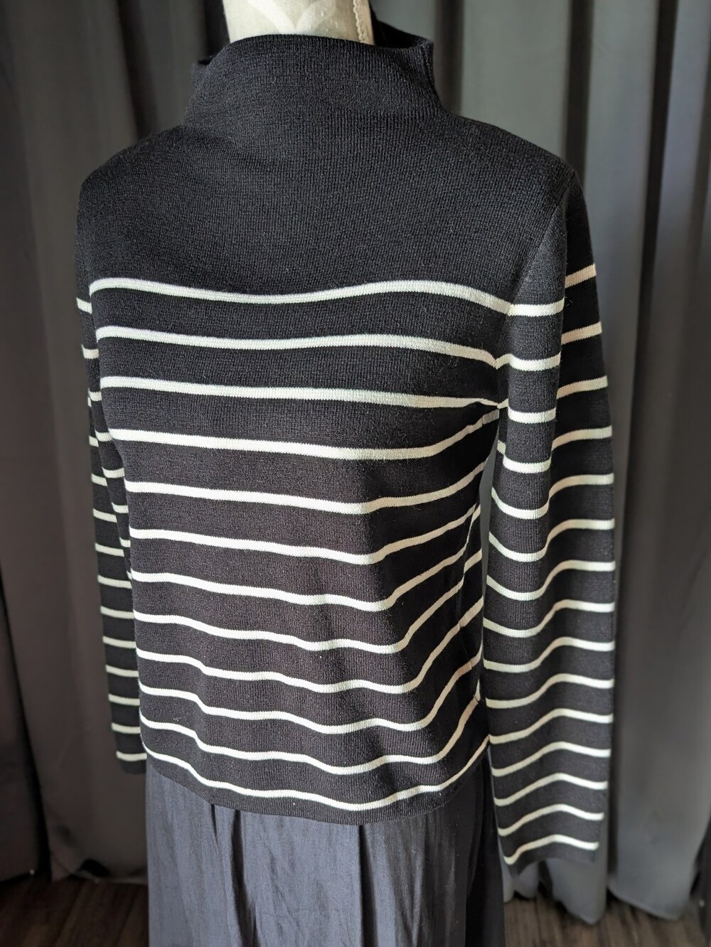B&W Striped Mock Turtleneck Sweater, Size Smal - Eligible For 3 For 20$ Bundle